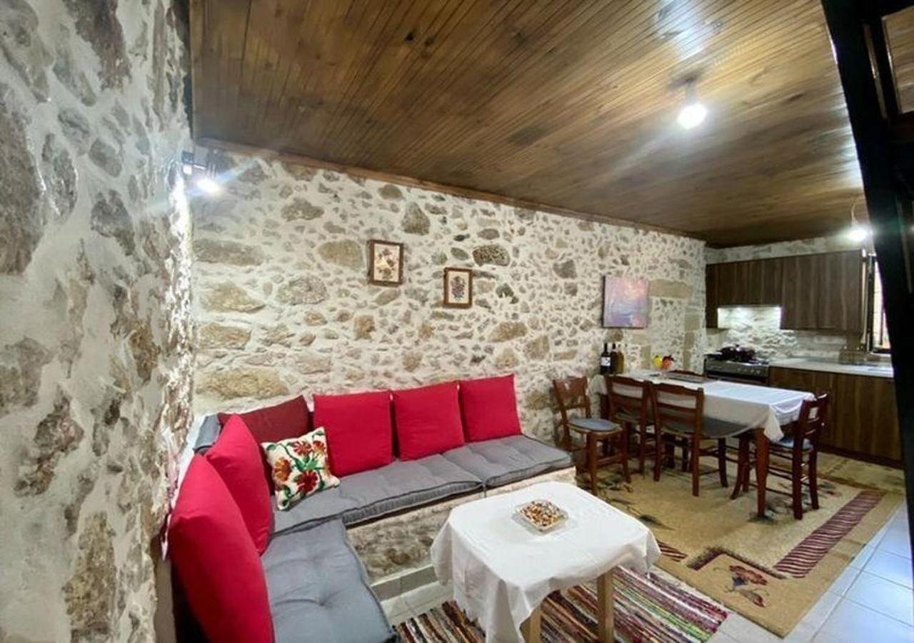 Nikos Traditional House Malathiros Ngoại thất bức ảnh